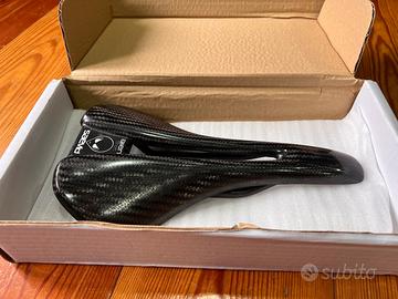 Sella Saevid Alien Short Carbon