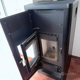 Stufa Pellet RIKA Sumo 9kw 4stelle