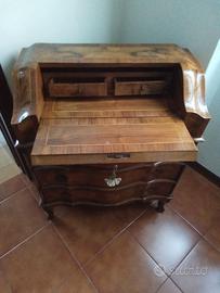 Secrétaire Luigi XV con chiave