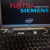 FujitsuSiemens V5515 funziona o pezzi per ricambio