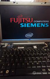 FujitsuSiemens V5515 funziona o pezzi per ricambio