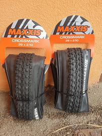 2 Pneumatici MTB 
Modello Maxxis CrossMark 29x2.10