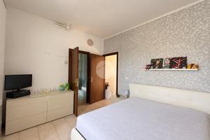 2 LOCALI A SAN GEMINI