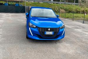 Peugeot 208 Full optional