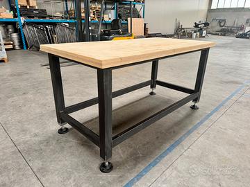 Tavolo da lavoro pressionale