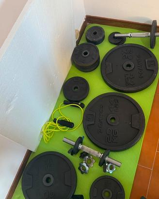 Home Gym : panca, rack, bilancieri e dischi +100kg