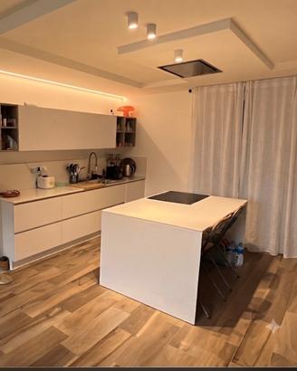 Cucina lineare Stosa mod Maya con isola