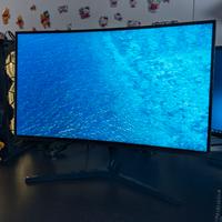 Monitor Samsung curvo 27 pollici 1440p 144hz