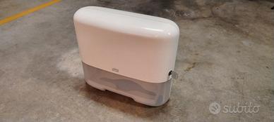 Portarotolo dispenser di carta