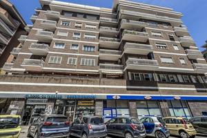 Appartamento di 170 m² con 5 locali a Roma