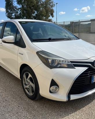 Toyota Yaris 1.5 Hybrid 5 porte Active