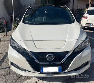 Nissan LEAF TEKNA FULL OPTIONAL 40kWh 150cv