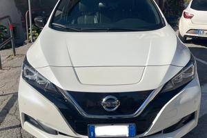 Nissan LEAF TEKNA FULL OPTIONAL 40kWh 150cv