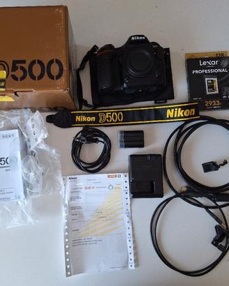 Nikon D500 kit con 16-80 e flash SB-8000