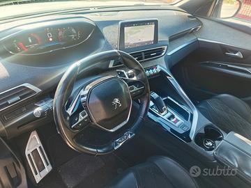 PEUGEOT 3008 GT