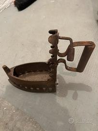 Ferro da stiro antico