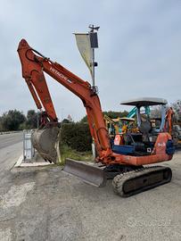 ESCAVATORE HITACHI