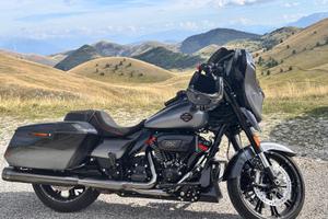 HARLEY-DAVIDSON CVO STREET GLIDE 07/2025 KM 2600