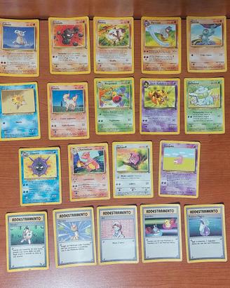 Carte vintage Pokémon Prima generazione Anni 2000