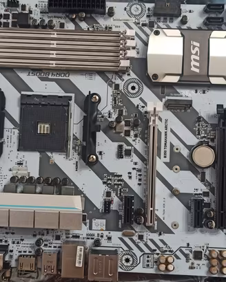 Scheda madre MSI B350 TOMAHAWK ARTIC (BIANCA) 