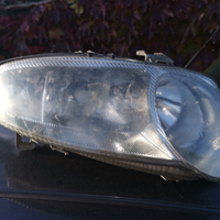 Alfa gt faro destro