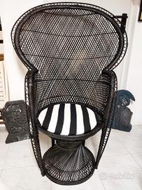 Poltrona modello Addams