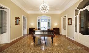 PORZIONE INDIPENDENTE IN ZONA SANTA SOFIA