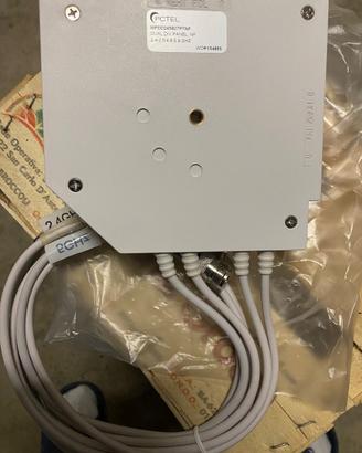 Antenna DUAL DIV PANEL, NF 2.4-2.5/4