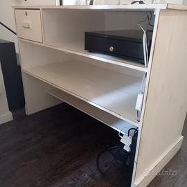 Bancone cassa per locali commerciali