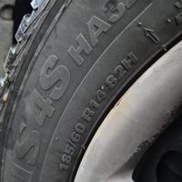 quattro ruote complete con cerchio