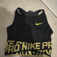 top Nike pro tg Xs usato nero palestra