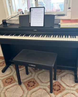 Pianoforte YAHAHA ARIUS 164 ypd