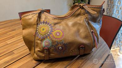 Borsa desigual