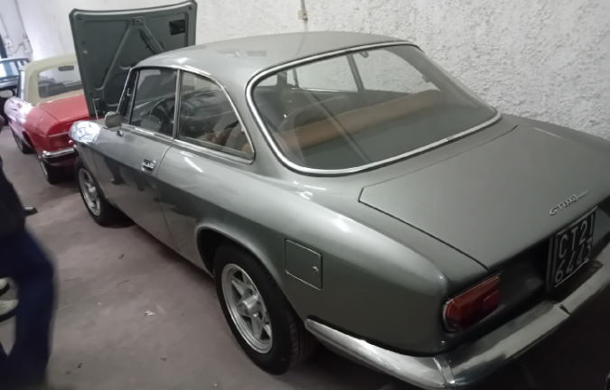 Alfa romeo gt 1.3 junior.scalino .Ford TORPEDO