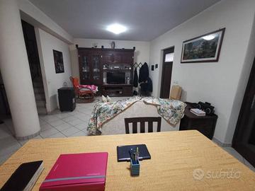 Villetta a schiera di 215 m² con più di 5 locali e