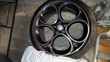 Cerchi da 19 per alfa giulia+pneumatic(leggi bene)
