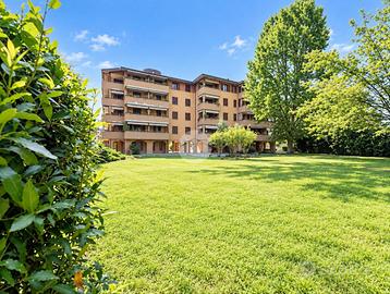 3 LOCALI A COLOGNO MONZESE