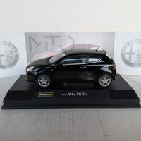 MODELLO AUTO ALFA ROMEO MI - TO TOTAL BLACK
