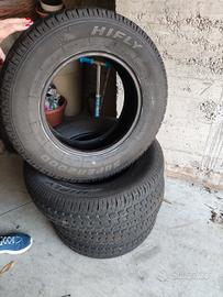 Pneumatici 215/70 R15C