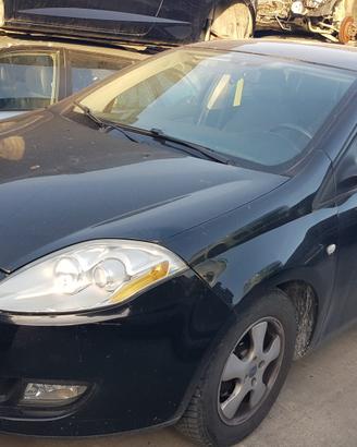 Fiat Bravo 1.4 GPL del 2010 tutto solo per ricambi