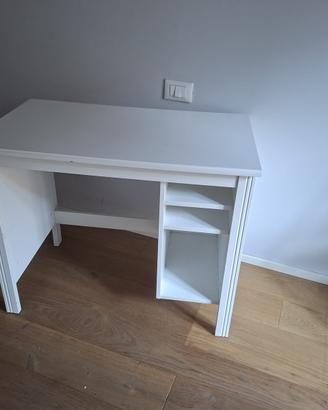 Scrivania Ikea