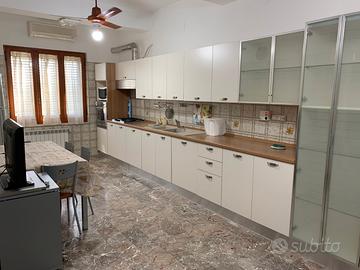 Appartamento vacanza mare arredato Locri (RC)