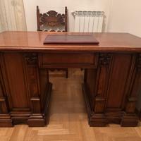 Scrivania in noce massello