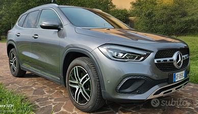 MERCEDES GLA 200 (H247)  Automatic Sport Plus