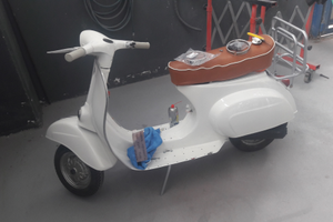 Vespa 50 faro tondo