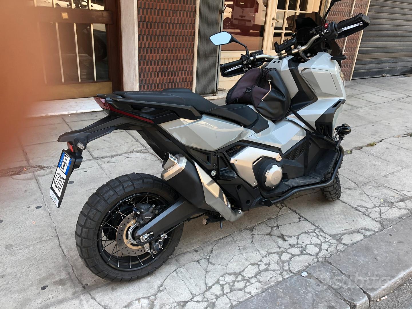 Honda Adv 750 Novita X Adv 2021 Honda X-ADV 750 2021 Moto E Scooter In