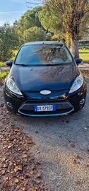 FORD FIESTA TITANIUM