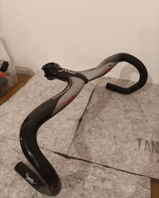 Manubrio integrato DEDA Alanera