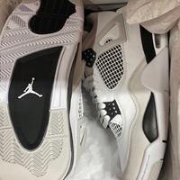 Jordan 4 Retro nero militare taglia 44