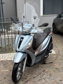 Piaggio Medley 125